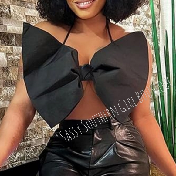 ⭐🆕 Black Bow Top - Picture 2 of 11